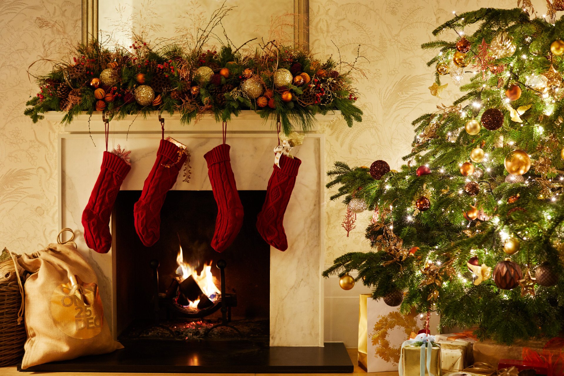 Coworth Park-Christmas-Arbuthnot Suite-fireplace-highres