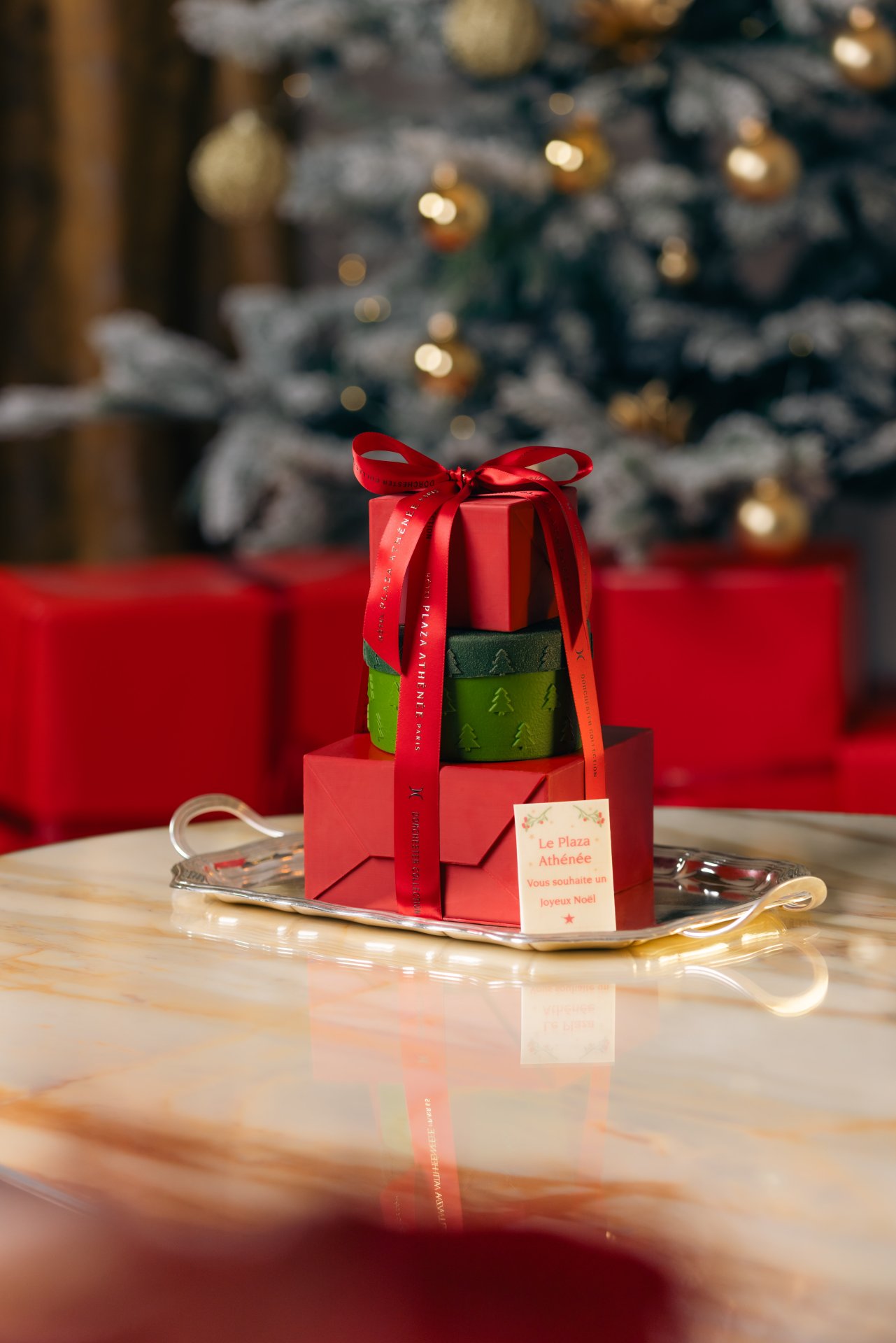 Yule log 2026 - Hotel Plaza Athenee by thetravelbuds_studio (3)