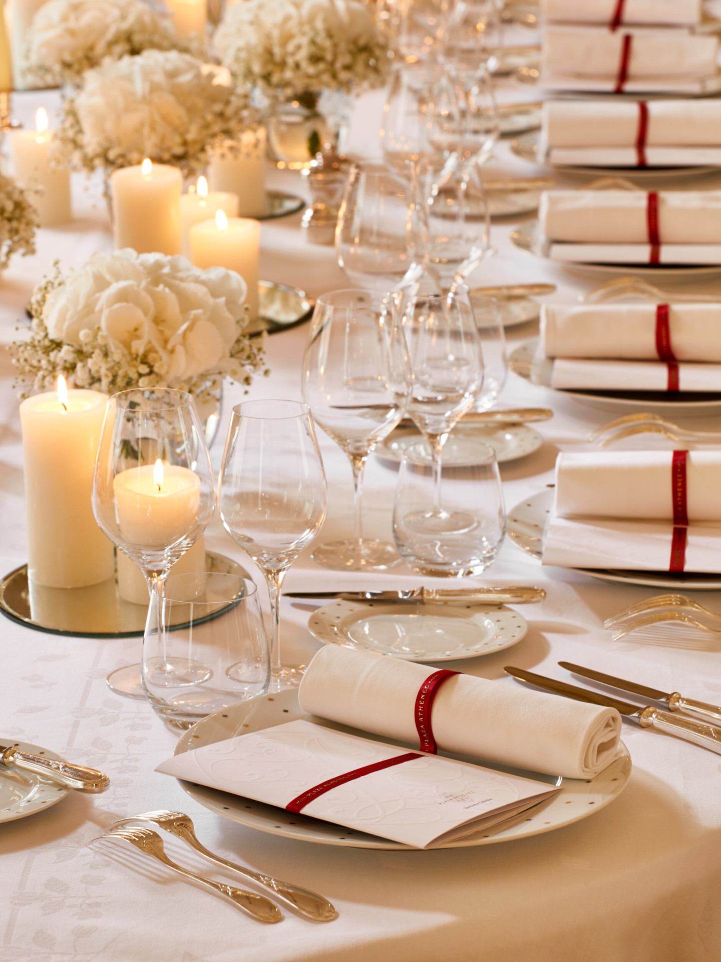 HPA-Salon-Organza-Boardroom-Dinner-Detail-2-HR-by-Francis-Amiand
