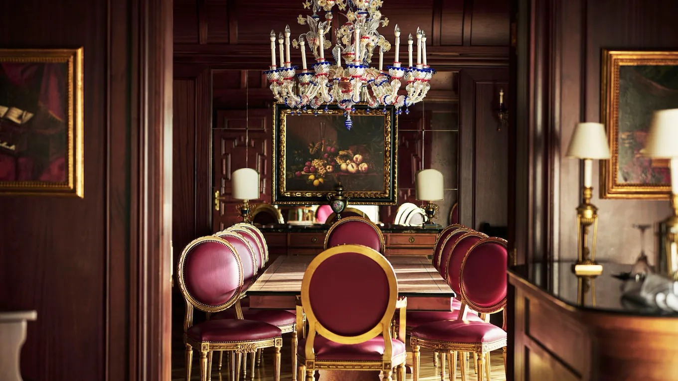 Presidential Suite dining room and the beautiful table with chairs