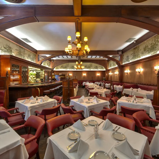 Los Angeles Musso Frank Restaurant LA Guide Photocredit Tina Whatcott Echeverria