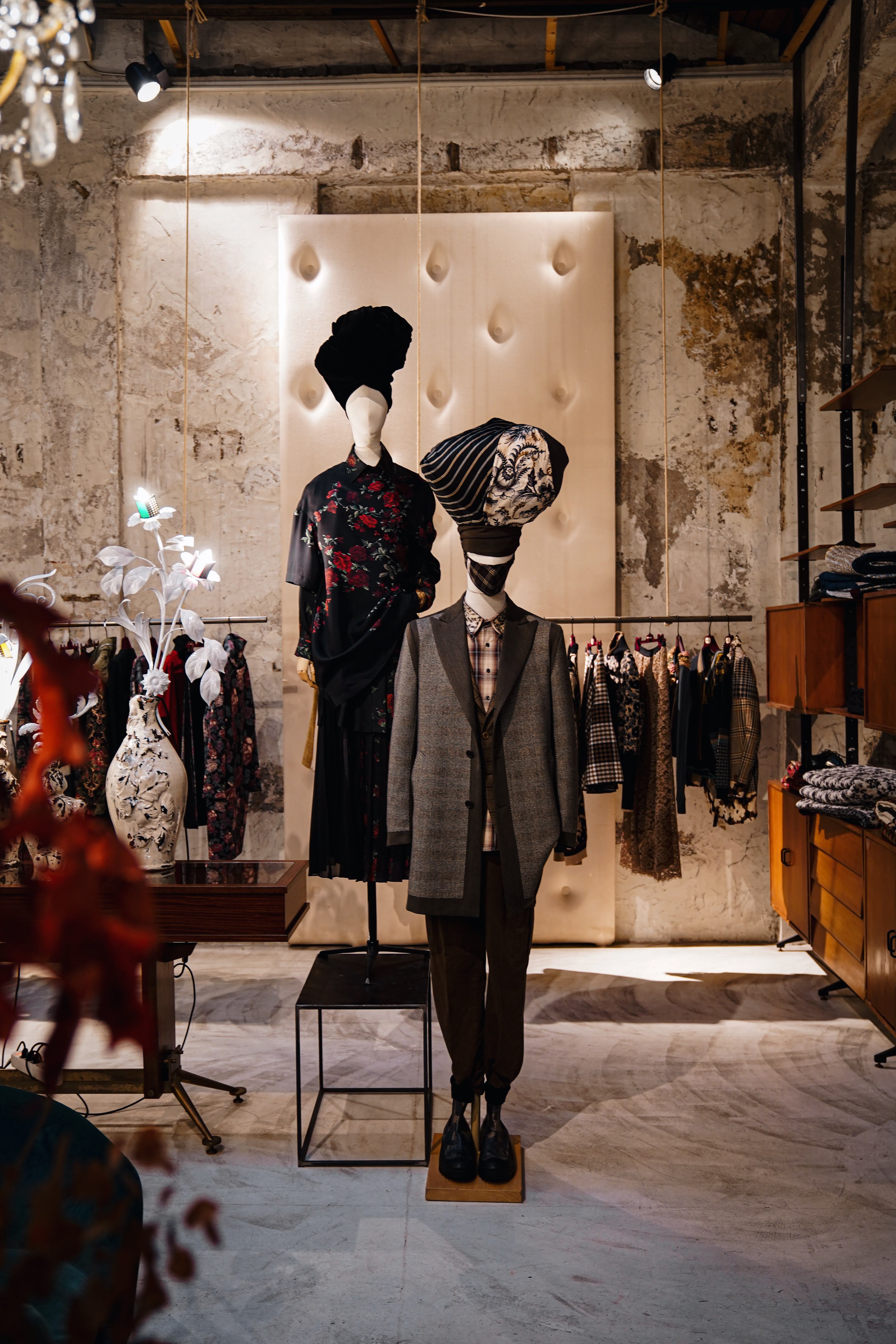 mannequins in the Nonostante Marras concept store