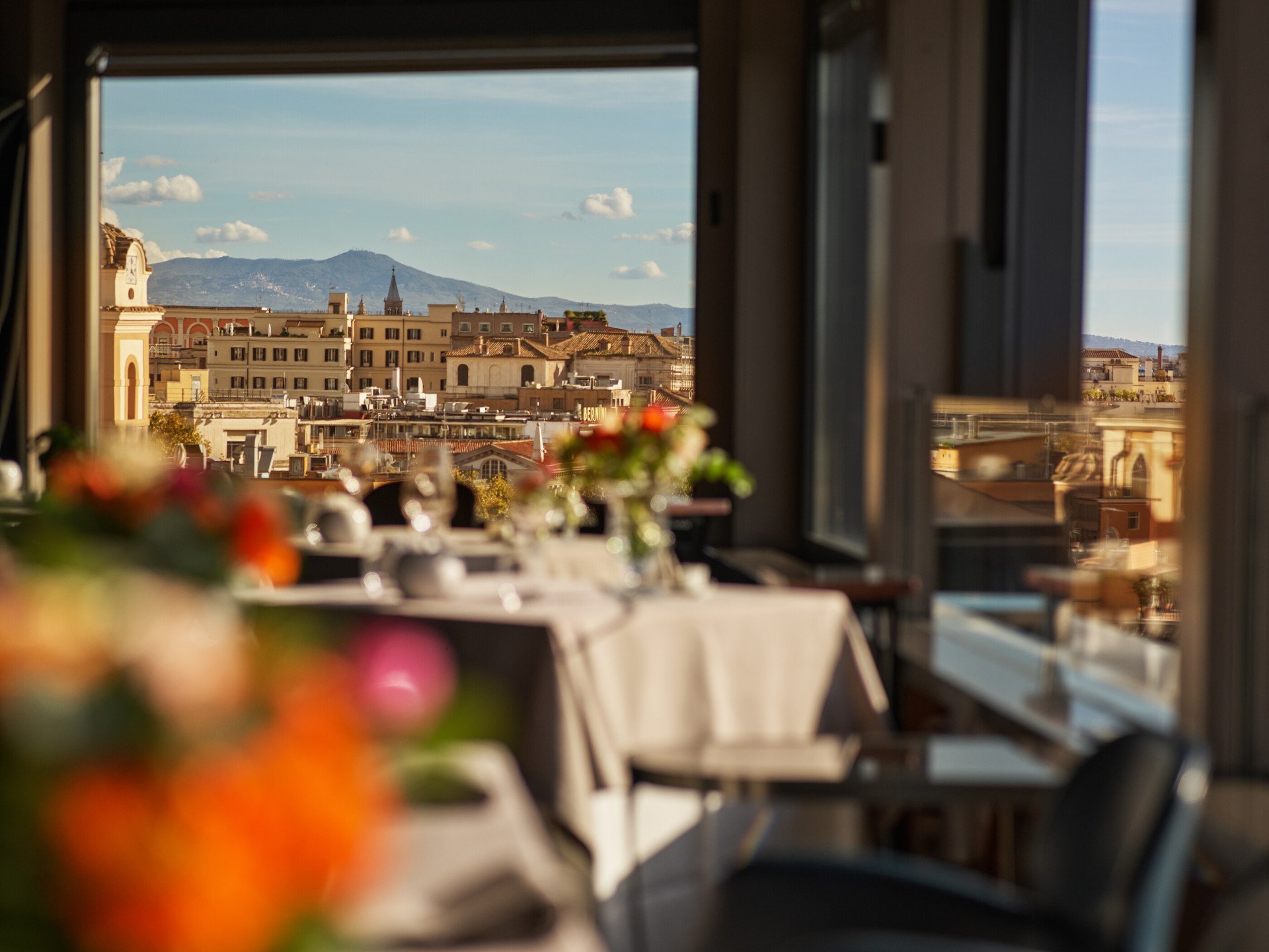 Vista di Roma dall'interno del ristorante La Terrazza 