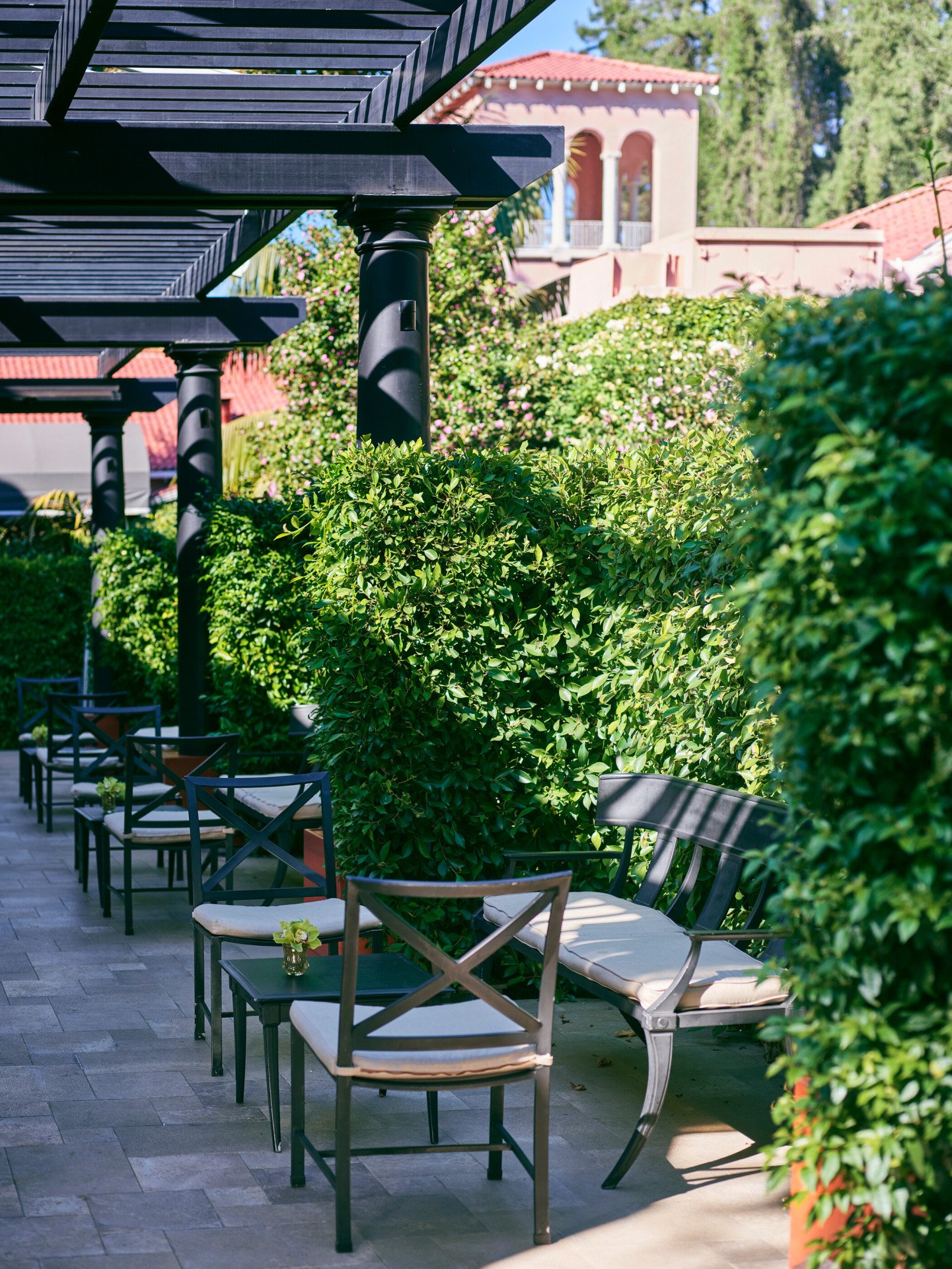 HBA_Garden_Courtyard_P_0653_Master_Open_Awning_v1_HR