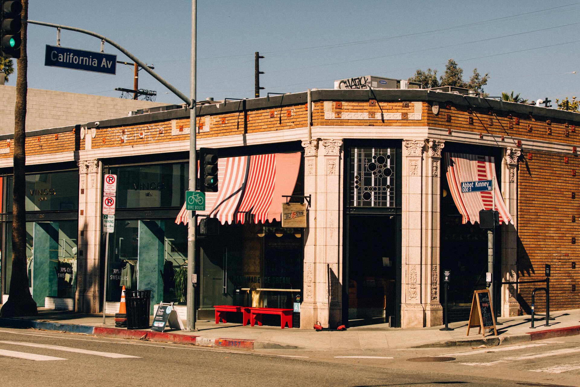 LA city image